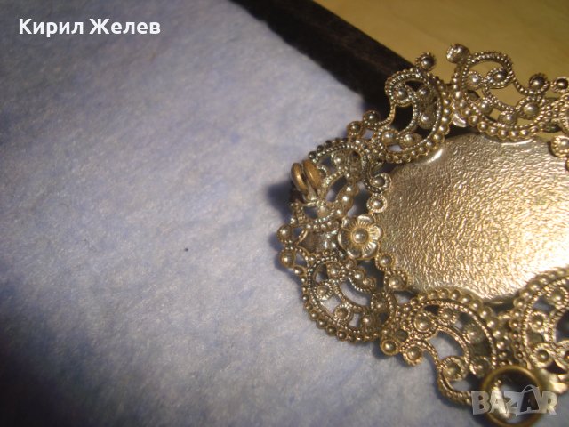 СТАРА БРОНЗОВА ПОСРЕБРЕНА АР НУВО ФЛОРАЛНА ФИЛИГРАННА РЕТРО БРОШКА с РЪЧНО РИСУВАН ПОРЦЕЛАН 29171, снимка 11 - Антикварни и старинни предмети - 37320314
