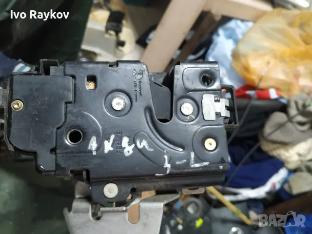 Задна , лява брава за Ауди A4 B6 - A6 C5 , 4B1837015G, снимка 4 - Части - 50276131