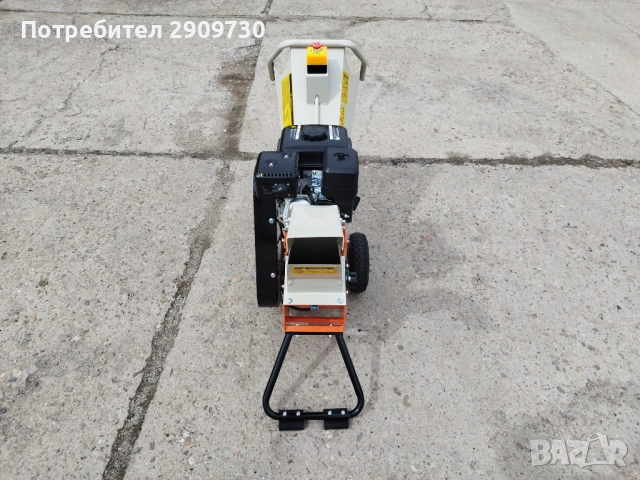 Дробилка за клони бензинова до 8см. под наем, снимка 4 - Други машини и части - 51929798