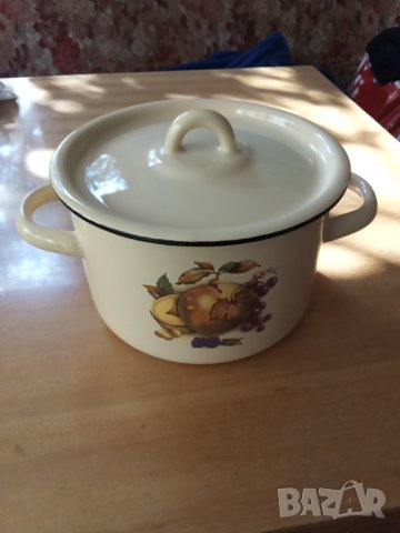 Емайлирани тенджерки