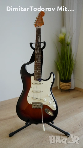 Електрическа китара Fender Squier Classic Vibe 60s Stratocaster IL 3-Tone Sunburst, снимка 2 - Китари - 54044688