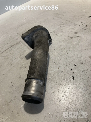 Тръба за охлаждаща течност за Subaru Outback 2.0 Дизел (2010) , снимка 2 - Части - 54237618