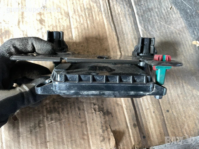 Радар Дистроник 284381994R Renault Talisman 2017г 147kW, снимка 2 - Части - 54160141