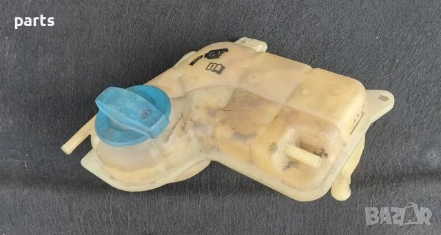 Казанче Антифриз Ауди А4 Б7
- 8E0121403, снимка 2 - Части - 49641729