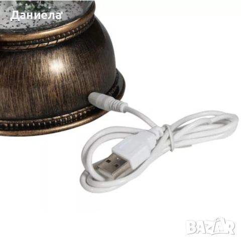 Коледен декоративен фенер – LED светлина, въртяща се фигурка на Дядо Коледа, снеговалеж и музика, снимка 8 - Декорация за дома - 52754276