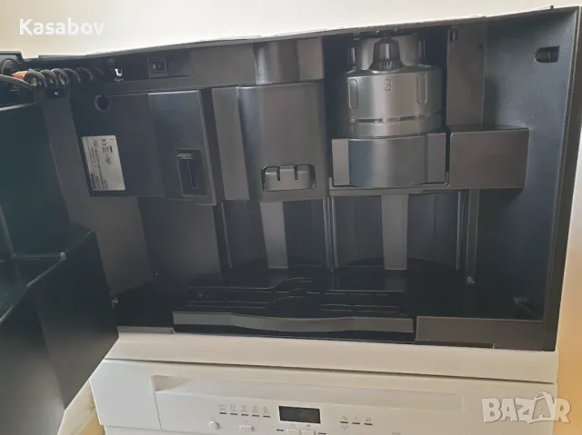 Miele Nespresso Кафемашина за вграждане Кафеавтомат Миеле, снимка 6 - Кафемашини - 50418691