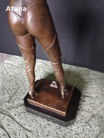 скулптура статуетка бронз 34 см, снимка 3 - Статуетки - 49460653