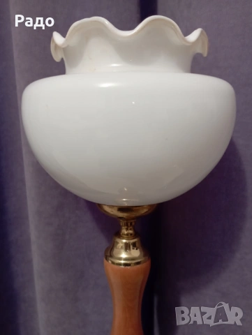 Комплект от две  лампи с бели стъклени абажури, снимка 5 - Настолни лампи - 53139767