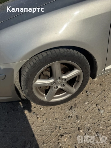 Toyota Avensis Тойота авенсис на части
2.2
177 кс
Само на части, снимка 3 - Части - 55712794