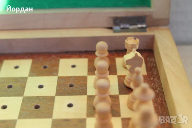 Дървен шах миниатюра, снимка 5 - Други ценни предмети - 47719130