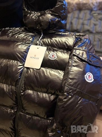 Moncler якета, снимка 2 - Якета - 52618469