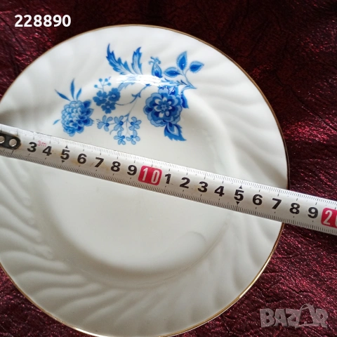 Български порцелан , снимка 2 - Чинии - 53219033