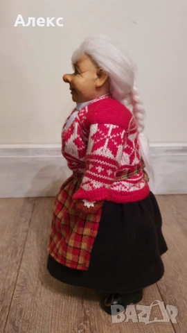 Bebe Paul Bonner, Норвегия–Коледна голяма баба с огромни вежди!1970г, снимка 4 - Колекции - 52311712