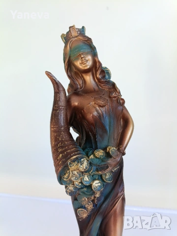 Фортуна , богиня на щастието, късмета и богатството , изобразявана с рог на изобилието. , снимка 2 - Статуетки - 53113883