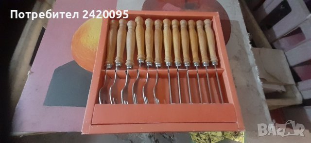 комплект вилици и ножове-20лв