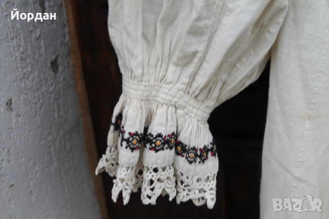 Дамска риза от народна носия, снимка 2 - Антикварни и старинни предмети - 53326309