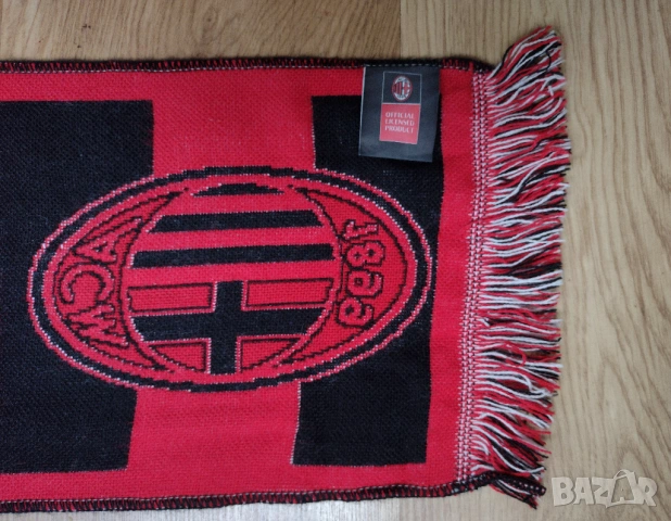 AC Milan / Red Bull - футболен шал на Милан, снимка 4 - Футбол - 53066403