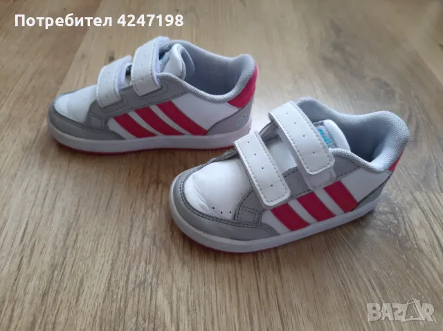 Детски маратонки Адидас (Adidas) за момиче, номер 21-22, снимка 1 - Детски маратонки - 49509861