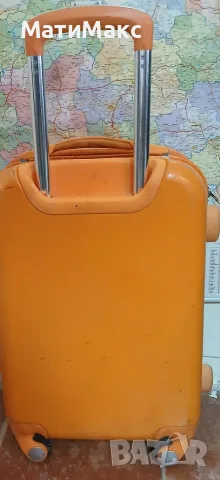 Куфар твърд с дръжка на колела, снимка 3 - Куфари - 55986726