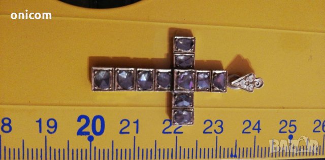 Стар и уникален кръст с 11 диаманта, снимка 3 - Други - 35238089