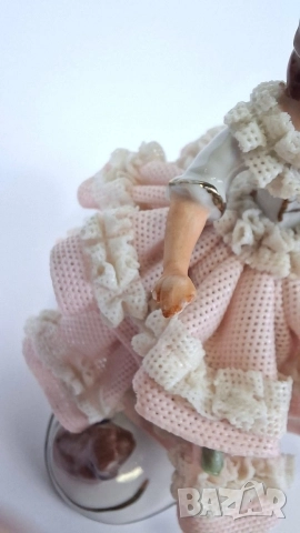 Порцеланова балерина с куче - Sandizell, Dresden 60-те, снимка 5 - Статуетки - 52615903