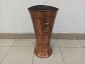 Медна ваза, кана, поставка, снимка 1 - Антикварни и старинни предмети - 32090822
