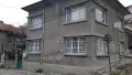 Къща с двор под наем, снимка 1
