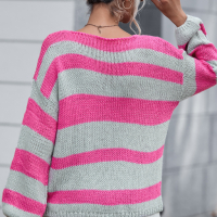 Дамски пуловер на райе в розово и сиво, снимка 2 - Блузи с дълъг ръкав и пуловери - 44634450