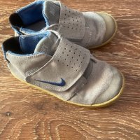 Nike детски естествен велур, снимка 2 - Бебешки обувки - 30764536