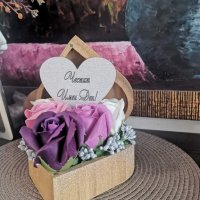 Сапунени розички в кутия сърце подарък за 8-ми Март , снимка 5 - Подаръци за жени - 35917108