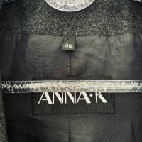 Дълго дизайнерско палто ANNA K вълна 80%, снимка 12 - Палта, манта - 44649815
