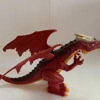 Робо-дракон Zuru. Ходеща играчка, със светещи очи и звук., снимка 1 - Колекции - 44748913
