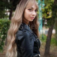 Дълга руса перука на вълни с бретон Флор, снимка 5 - Аксесоари за коса - 39835681