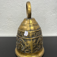 Голяма бронзова камбана със страхотен звън. №5175, снимка 4 - Колекции - 44725432