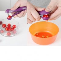 1844 Ръчен кухненски уред за вадене на костилки от череши маслини вишни, снимка 4 - Прибори за хранене, готвене и сервиране - 30885122