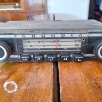 Старо автомобилно радио,радиоприемник Grundig , снимка 2 - Други ценни предмети - 31822590