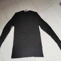 Дамски пуловер, снимка 1 - Блузи с дълъг ръкав и пуловери - 42634814