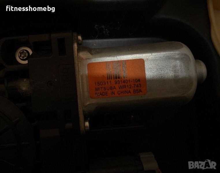 2014-2019 Jeep Cherokee Преден десен пътнически моторче за електрически стъкла OEM 931401-104, снимка 1