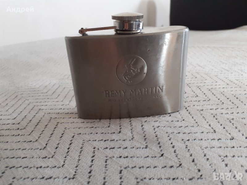 Джобна манерка Remi Martin, снимка 1