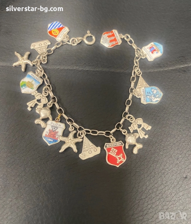 Сребърна гривна с талисмани , снимка 1