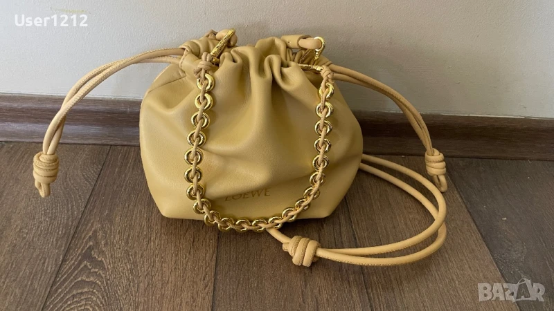 Loewe дамска чанта естествена кожа , снимка 1