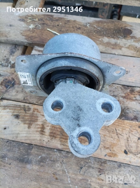 Тампон двигател Opel Insignia 13312098 Опел Инсигния, снимка 1