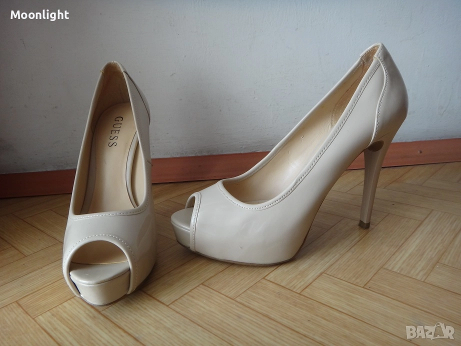 Официални обувки Guess, оригинални, на ток и платформа, лачени, снимка 1
