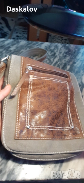 Продавам мъжка чанта през рамо, снимка 1