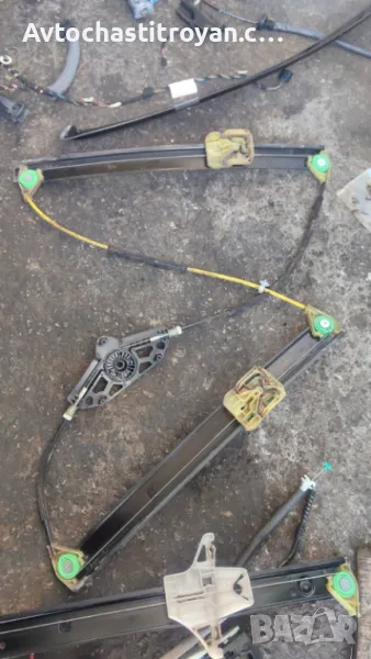 Преден десен механизъм за стъклото Skoda Octavia 3 VRS 2016, снимка 1