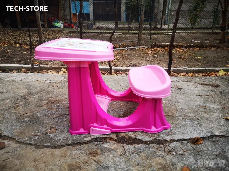 детско биро , снимка 1