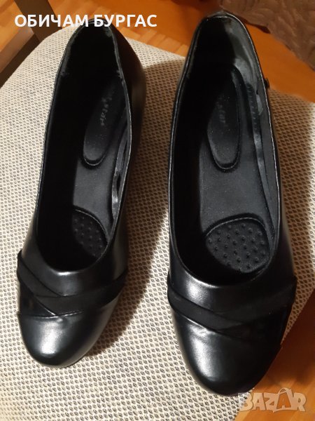 раз.40 СТЕЛКА-26,5см ЧЕРНИ ОБУВКИ С ПЛАНФОРМА-3см ОТ МЕКА КОЖА УДОБНИ носени само веднъж, снимка 1