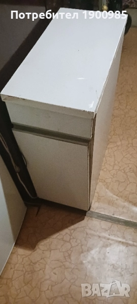 Евтино шкафче, снимка 1