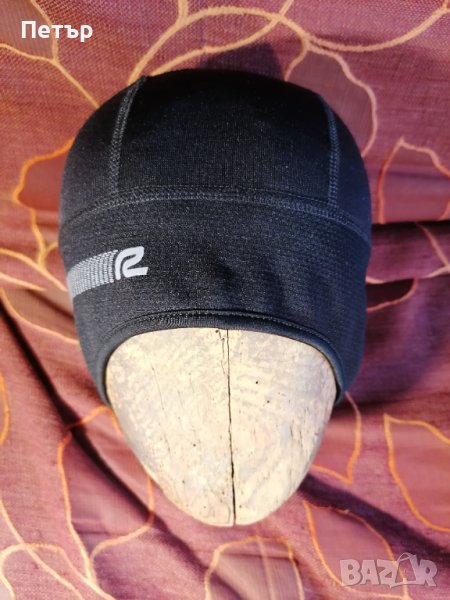 Продавам чисто ново леко еластично качествено поларено боне / шапка R , снимка 1