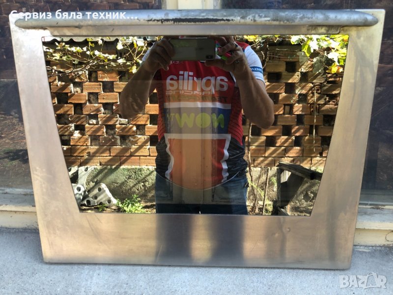 Продавам отлично запазено предно стъкло с дръжката за готварска печка INDESIT, снимка 1